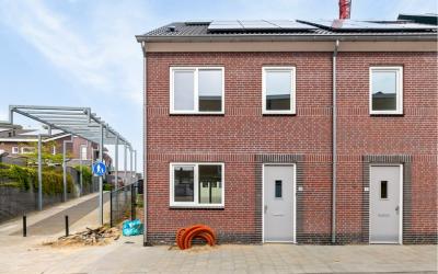 Einderstraat 105