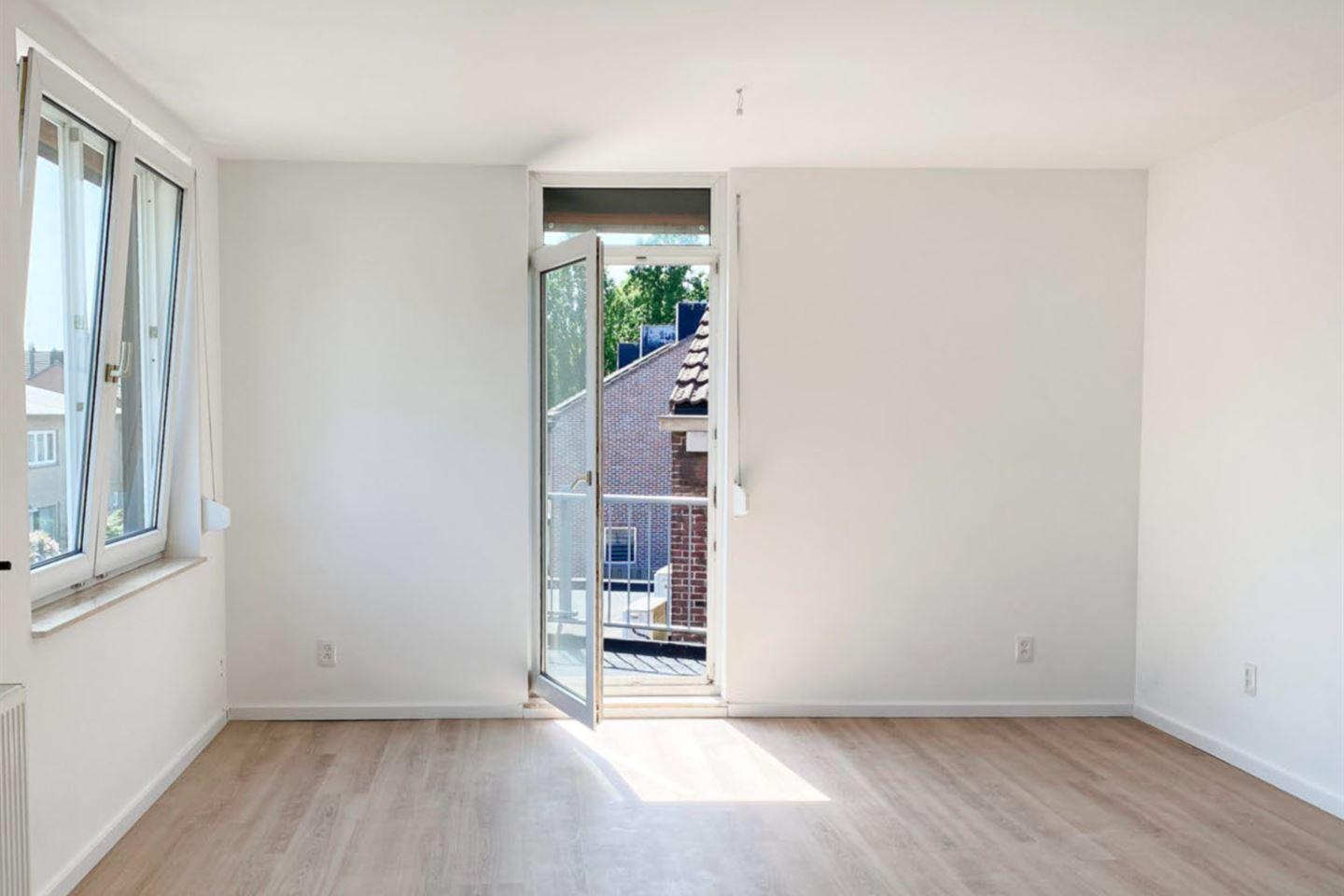 Hoekwoning te koop: Kloosterbosstraat 75, Kerkrade