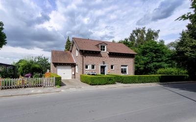 Haanraderst. 12