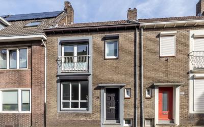 Akerstraat 134