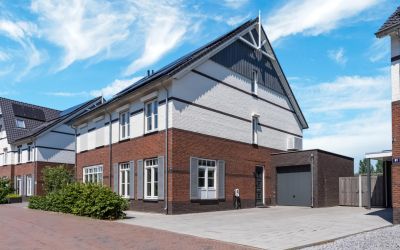 Simon Carmi. 79