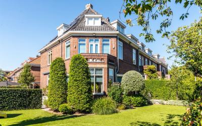 Groesbeekse. 184