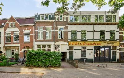 Groesbeekse. 141