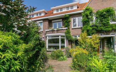 Groenewouds. 42