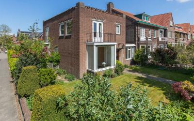 Groenewouds. 64