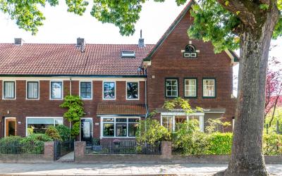 Hazenkampse. 305
