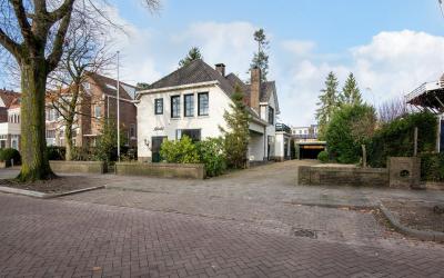 Hazenkampse. 4