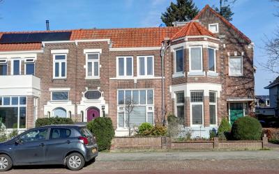 Hazenkampse. 8