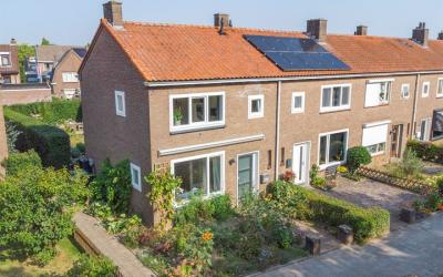 Treubstraat 106