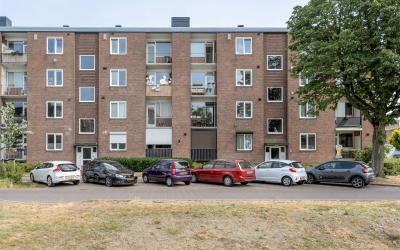 Plutostraat 145