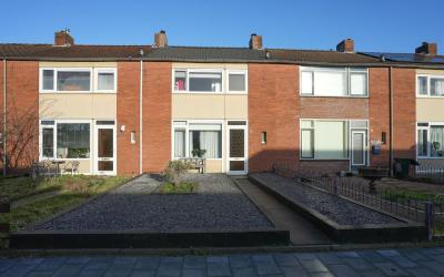 Thomas van. 4