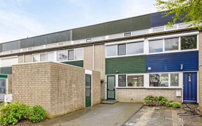 van de Veld. 82