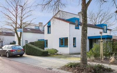 Middelweg 105