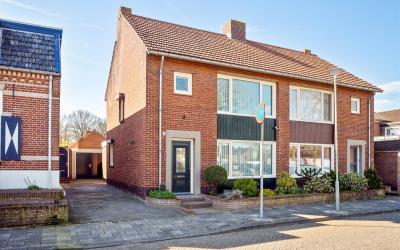 Duivenakker. 19