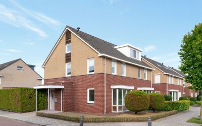 Pottenbakker 37