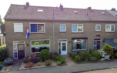 Nachtegaals. 28