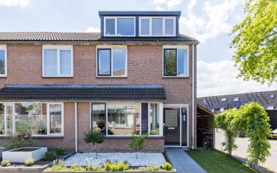 Hoogmeer 2802