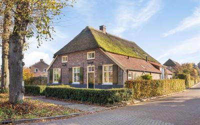 Broekstraat 2