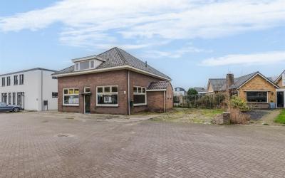 Rooijsestra. 107-A
