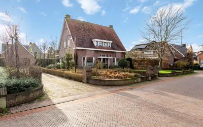 Kerkdwarsst. 14