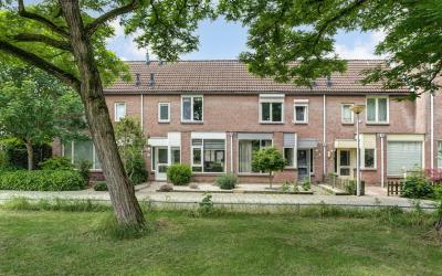 Pottenbakker 32
