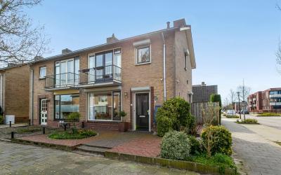 Heuvel 72