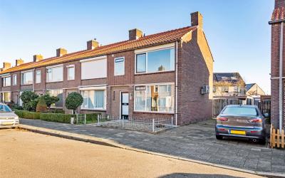 Piet Heinst. 26