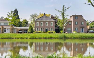Bloemenkamp 15