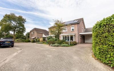 Esstraat 2