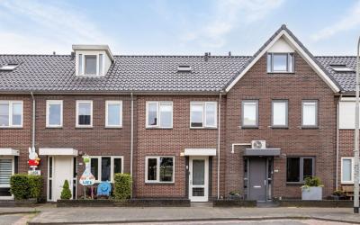 Dorpsstraat 29