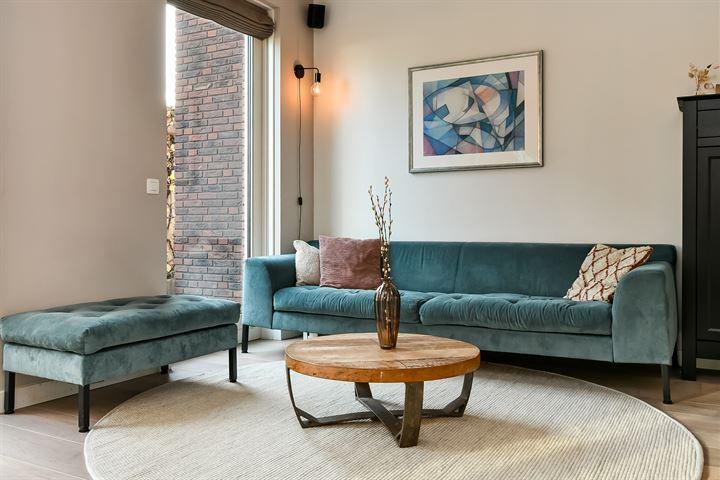 Tussenwoning te koop: Colosseum 25A, Elst