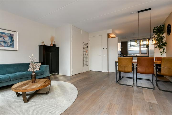 Tussenwoning te koop: Colosseum 25A, Elst