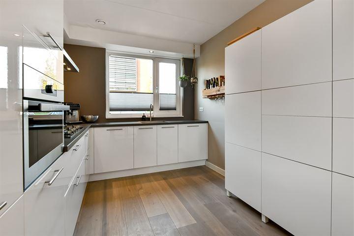 Tussenwoning te koop: Colosseum 25A, Elst