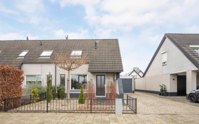 Broeksingel 23
