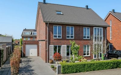 Grote Breeken 8