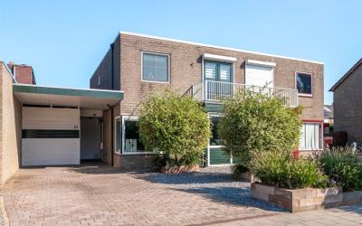 Meidoornstraat 22