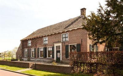 Kerkstraat 24