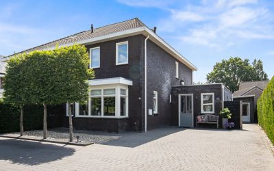 Broekstraat 56