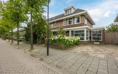 Bloemenstra. 15