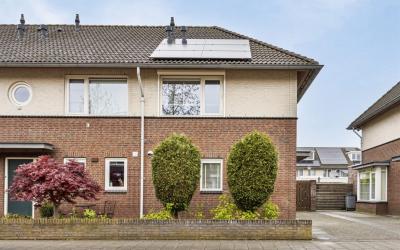 Bloemenstra. 32