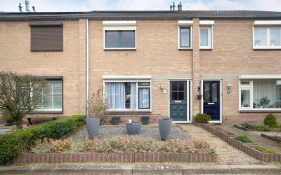 Esdoornstraat 22