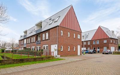 Nije Hof 1