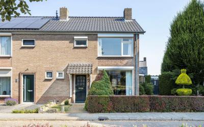 Hendrik Bra. 65