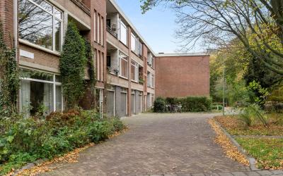 Van Houtens. 20