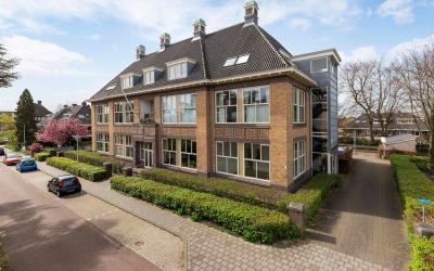 Wilhelminaw. 2