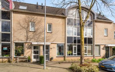 Van der Vlu. 6
