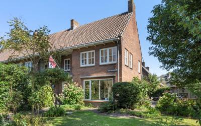 Graaf Benti. 2