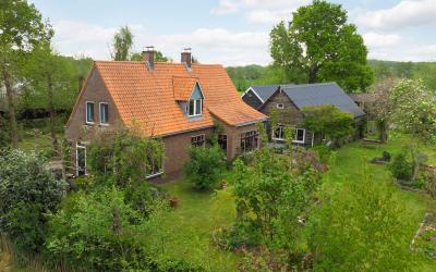 Nieuwesteeg 1-A