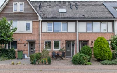 Emmenhoeve 12