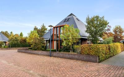 Emmenhoeve 35